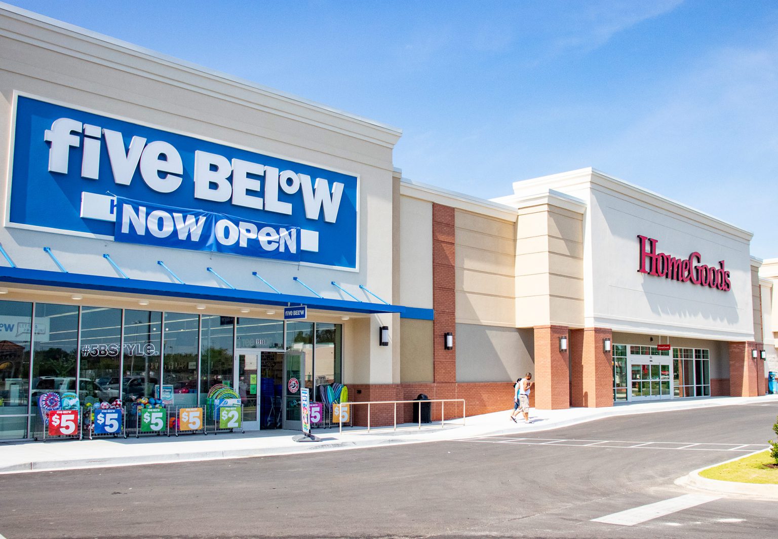 Five Below Expands, Five Below Expands 150 new store locations