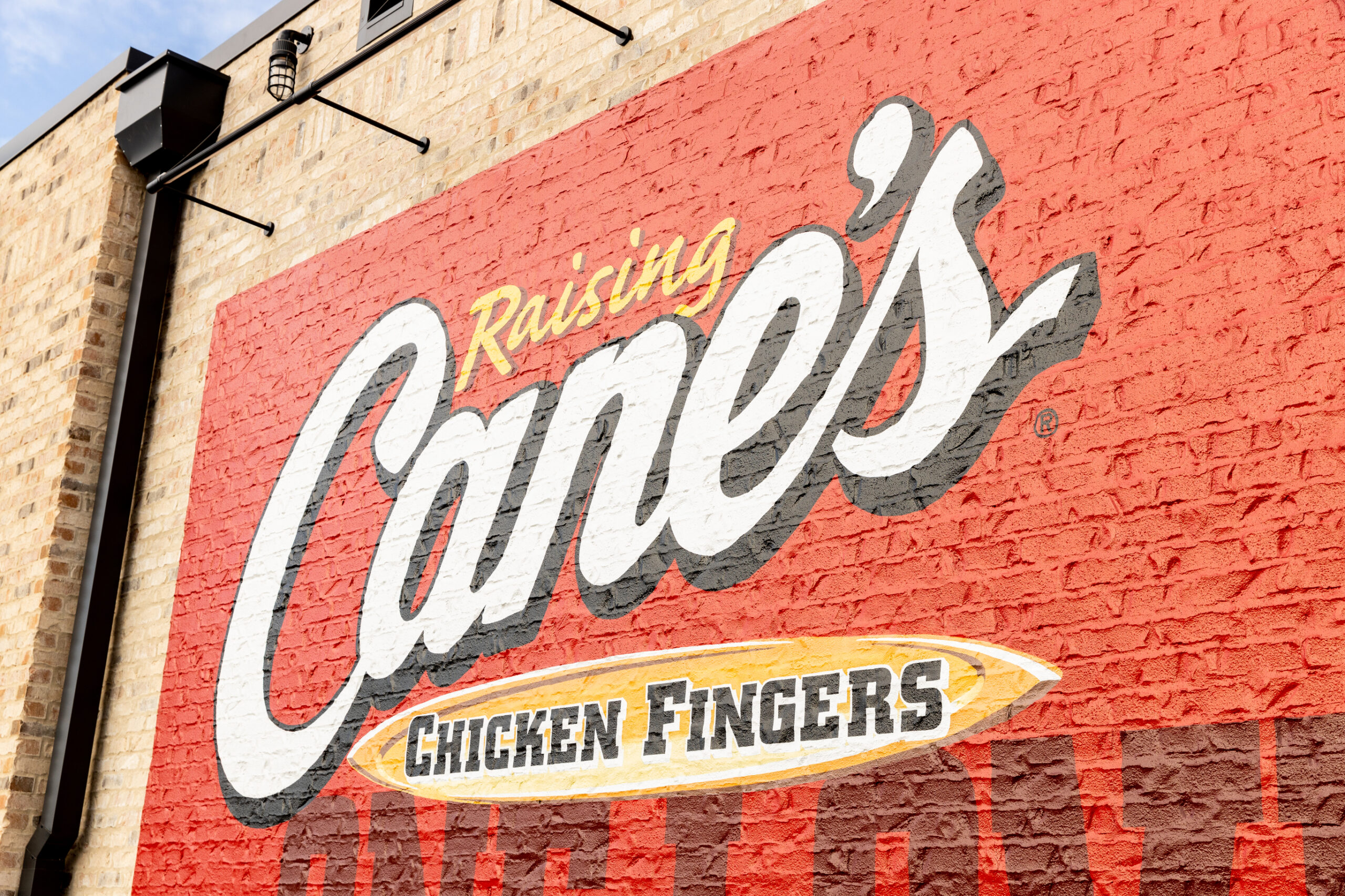 Raising Cane's Coming To Sarasota, Raising Cane’s Florida expansion, chicken fast food Florida, Sarasota Raising Cane’s, Tampa Bay chicken boom