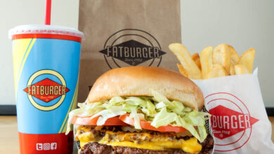 FatBurger Coming to Florida, Fatburger Florida, Fatburger expansion, Florida burger chains, FAT Brands, Whole Factor Inc, Fatburger Jacksonville, Fatburger Tampa, new Fatburger locations, burger franchises Florida, Fatburger Orlando, fast casual burger chains, restaurant franchise growth, Fatburger 2025 plans