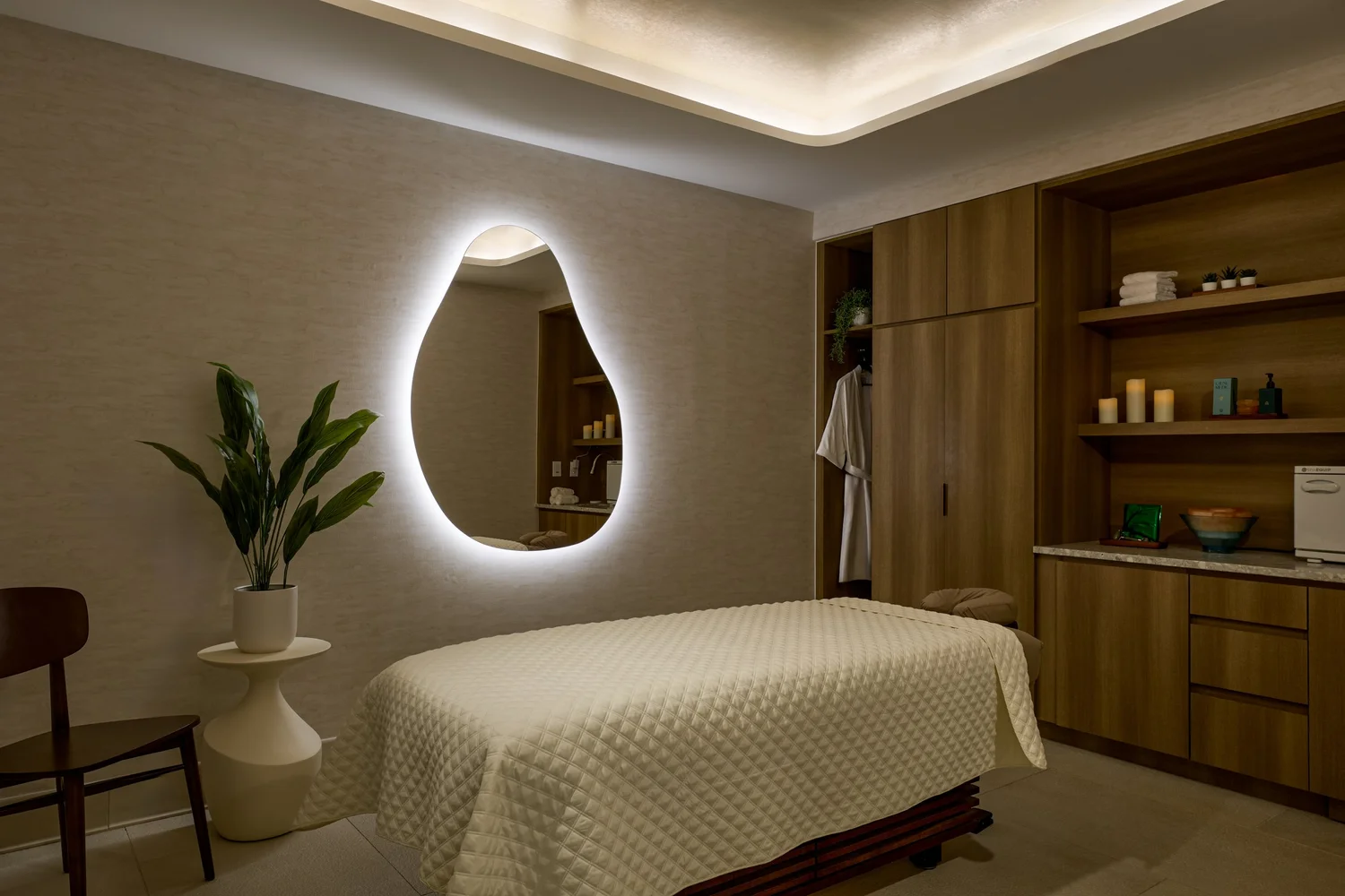 Massage Services in Bradenton, Lakewood Ranch spa, Palmetto Marriott Revive Spa, MassageLuXe Lakewood Ranch, luxury spas Florida, Florida wellness retreats, Revive Spa reviews, MassageLuXe reviews, spa history Rome Bath Budapest, spa near Sarasota, Lakewood Ranch massage, spa culture, modern spa treatments, healing waters, hydrotherapy Florida, best spa Sarasota area