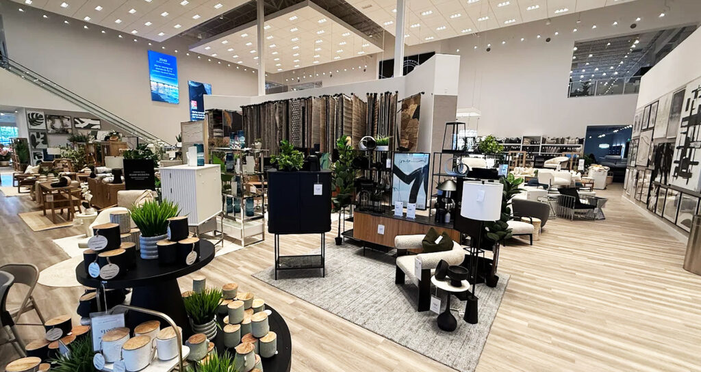 Sarasota UTC, CITY Furniture Sarasota, L.L. Bean Florida, Mote Aquarium opening, Tesla Sarasota, UTC Mall expansion, Sarasota retail growth, Lakewood Ranch shopping, Bradenton retail