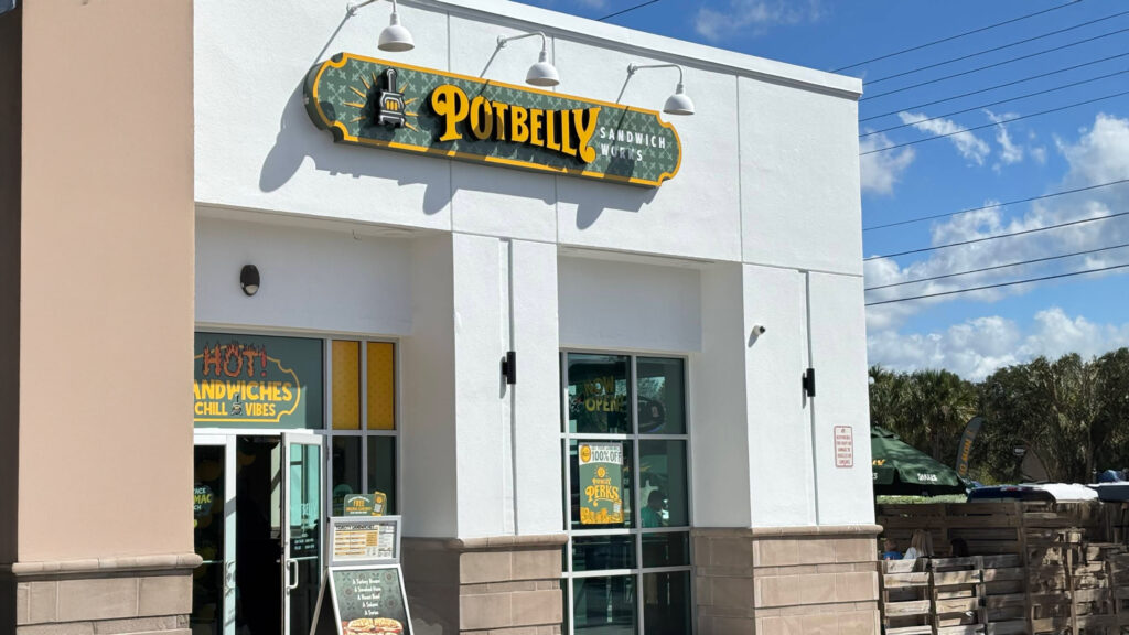 RaceTrac acquisition, Potbelly Sandwich Works, convenience store hybrid, RaceTrac foodservice, Wawa competition, Circle K strategy, fast casual convenience, RaceTrac Milton Florida, Potbelly expansion, RaceTrac large format stores