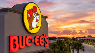 Buc-ee’s Florida expansion, Buc-ee’s Port Charlotte, Buc-ee’s St. Lucie County, Buc-ee’s Ocala, Buc-ee’s Florida locations, Buc-ee’s coming to Florida, Florida travel centers, I-75 retail development, I-95 retail development, Florida commercial real estate news, Buc-ee’s gas station Florida, Extended Reach Florida