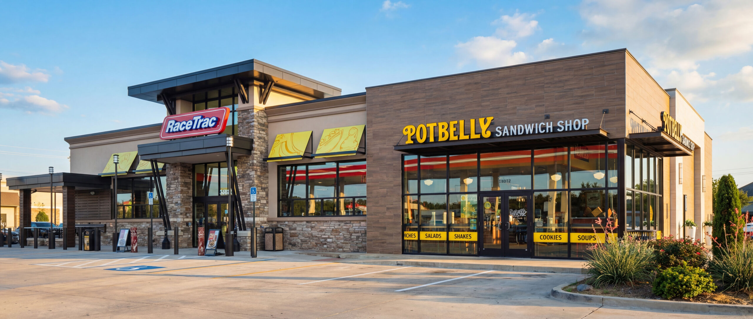 RaceTrac Potbelly acquisition, RaceTrac foodservice strategy, Potbelly Sandwich Shop expansion, convenience store foodservice trends, c-store restaurant acquisition, retail real estate food anchors, fast casual restaurant growth, RaceTrac real estate strategy, Potbelly franchising growth, Florida retail real estate trends, convenience store mixed-use development, QSR and c-store convergence, pad site development Florida, retail traffic drivers, foodservice impact on commercial real estate