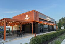 smalls sliders florida, smalls sliders clearwater, smalls sliders locations florida, new burger chains florida, fast growing restaurant chains florida, tampa bay new restaurants, florida restaurant expansion