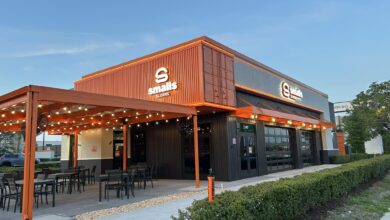 smalls sliders florida, smalls sliders clearwater, smalls sliders locations florida, new burger chains florida, fast growing restaurant chains florida, tampa bay new restaurants, florida restaurant expansion