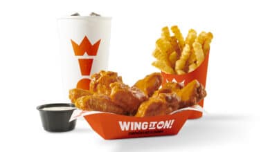 Wing It On Tampa, Wing It On Florida, Wing It On Tampa opening date, 6602 E. MLK Jr. Blvd Tampa, Tampa chicken restaurant opening, Florida chicken chains, Florida restaurant expansion, Craveworthy Brands Florida, Wing It On Mount Dora, Tampa restaurant news