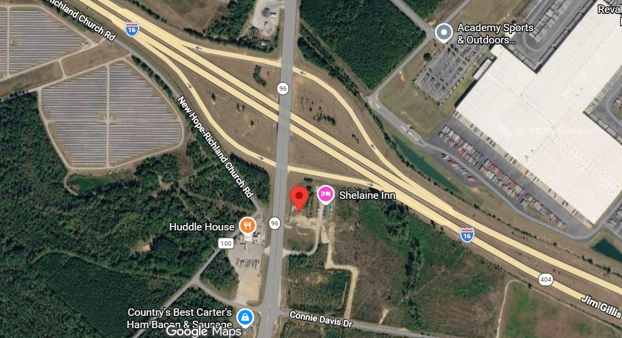 Prime I-16 interchange site in Georgia with 25,000+ daily traffic, strong truck flow, and ideal for truck stop, industrial, or retail development.